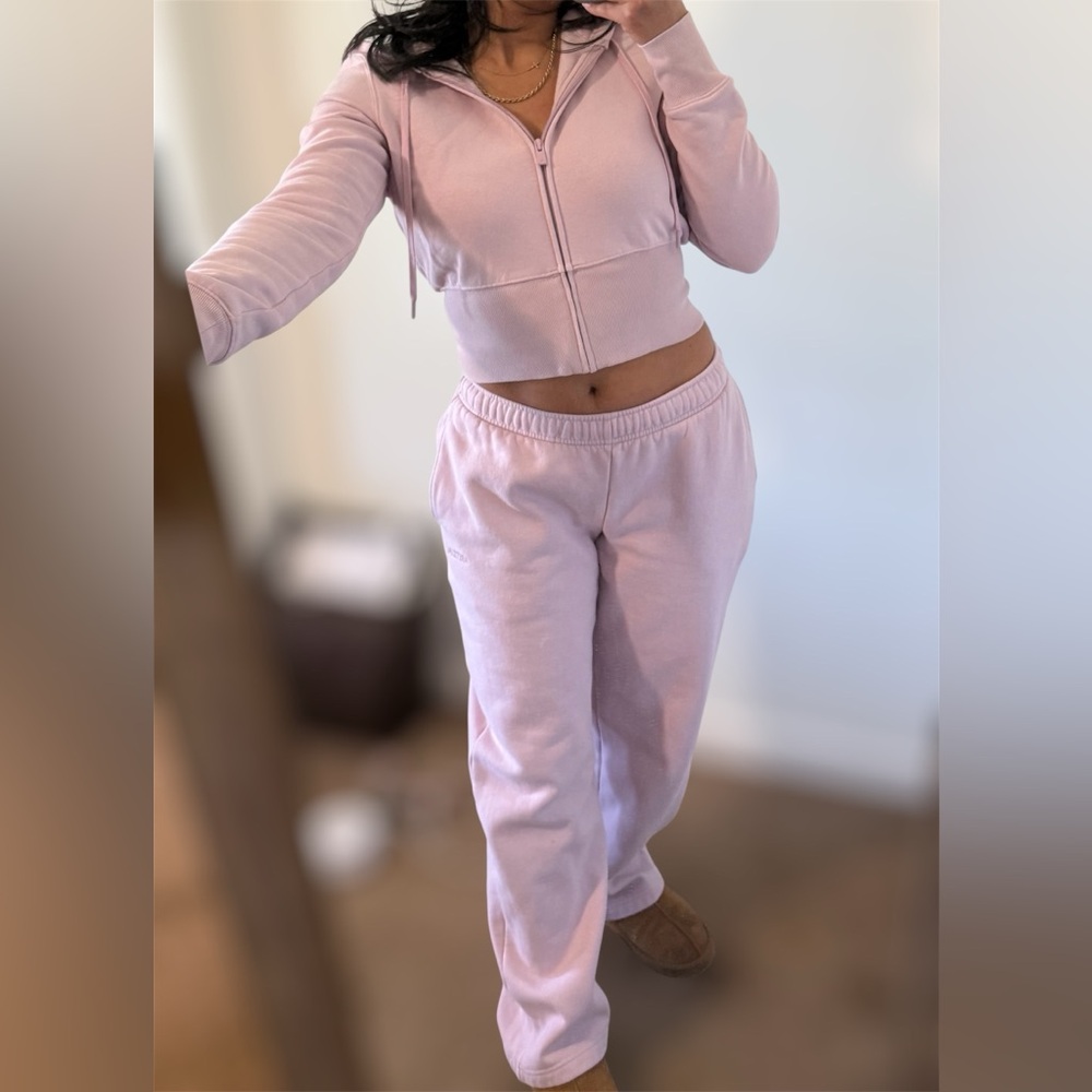 Aritzia set dusty pink hoodie and sweatpants